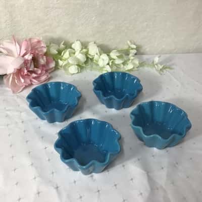 Marie Claire Set of 4 Teal Scalloped Edge Ceramic Ramekin Bowls