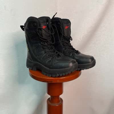 Souchi Womens  Size EU 39 / 8 UK/ 6 US Black  