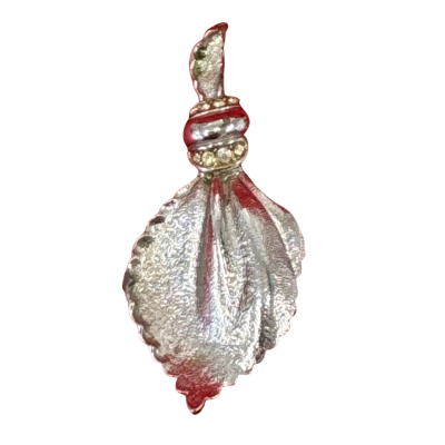  Womens Brooch Silver Tone Leaf Shaped Brooch