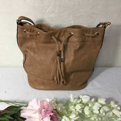 Markai Womens Tan Brown Tote Bag with Tassels