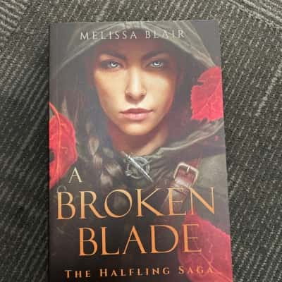A Broken Blade, The Halfling Saga 