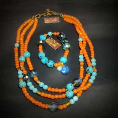 New With Tags In Gift Bag 2 Pieces Of Turquoise & Coral Jewellery 20cm Diameter Bracelet & 50cm Necklace
