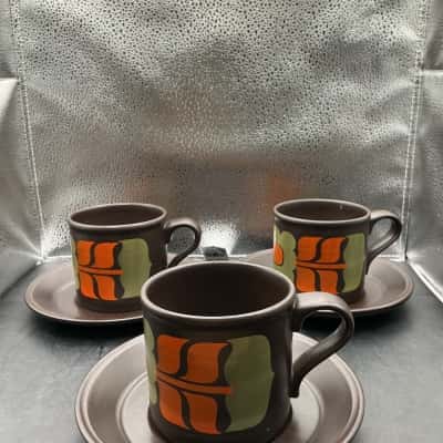 Vintage Made in England Set of 3 Cups and Saucers 