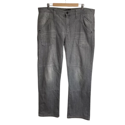  Maddox Mens  Size 38 Straight Leg Jeans 