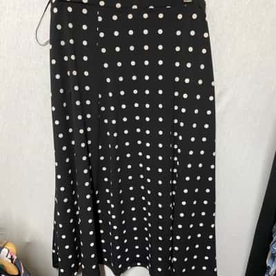 Womens  Size M Black  / Polka Dot / White Dress