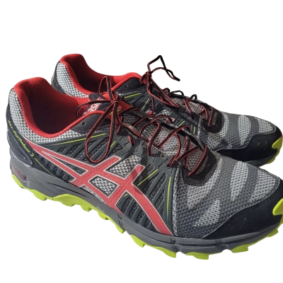 Asics Mens  Size 13 Sneakers 