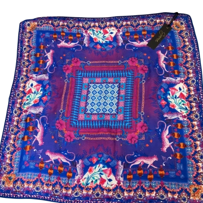 CZARINIA ‘It’s a feeling’ cushion cover! Beautiful soft and delicate fabric with bedazzling detail!