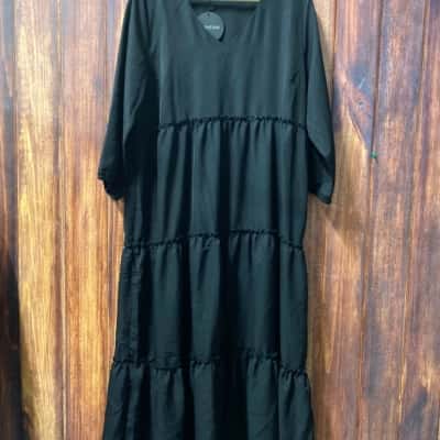 Serafina  Size M Maxi Dress Black  new 