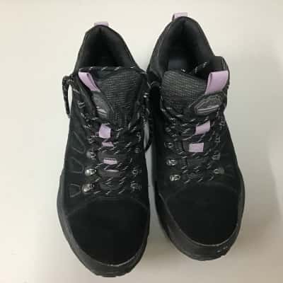 Skechers Unisex Size 39 Waterproof Arch Fit Black Suede Boots 