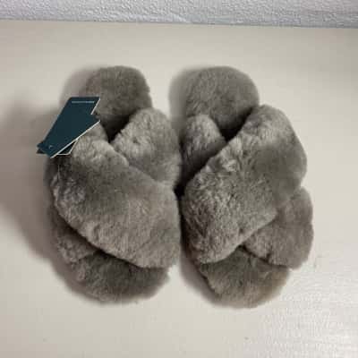  Womens  Size 8 Grey slippers