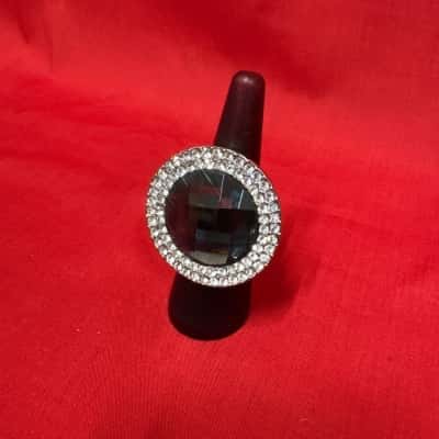  Women's Silver Tone Elasticated Silver Cocktail Ring 