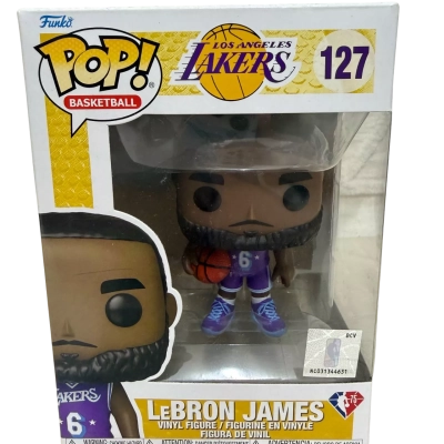 Funko Pop! Basketball: Los Angeles Lakers, LeBron James Figurine #127