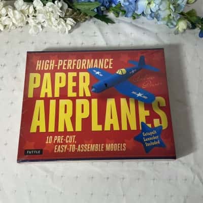Tuttle High-Performance Paper Airplanes Kit(new)