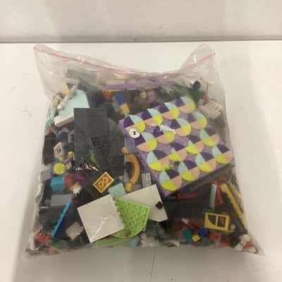 LEGO - Bag of Assorted Pieces approx 1kg