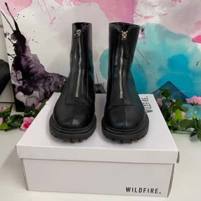 Anders Wildfire Ankle Boots - Size 8 (please read description)