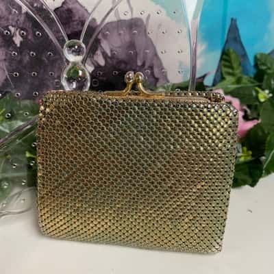 Glomesh gold vintage purse Made in Australia 