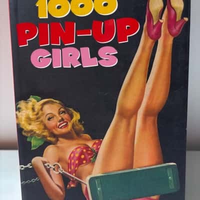 1000 Pin-up girls coffee table book 