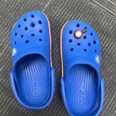 Crocs Kids  Size 10 Shoes Blue 