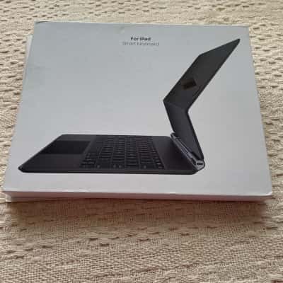 Magnetic Keyboard For I Pad Pro 13 Inch, New in Box