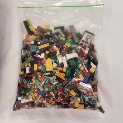 1Kg Bag of Mixed Lego 