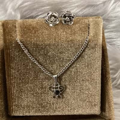  Womens Earrings / Necklace Other / Silver 