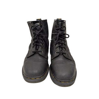Doc Martens Womens  Size 7 Boots Black  