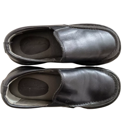 Saramanda Ladies New Size 7 Leather Slip On Shoe