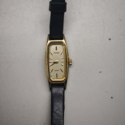  Womens Vintage Womens Slim Gold Tone Oval Watch Dark Blue Leather Strap Untested