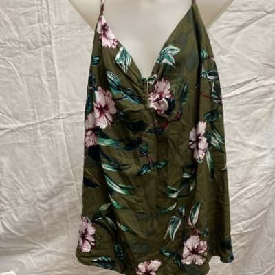 City Chic Womens  Size XL Shoestring Strap Top Floral / Olive 