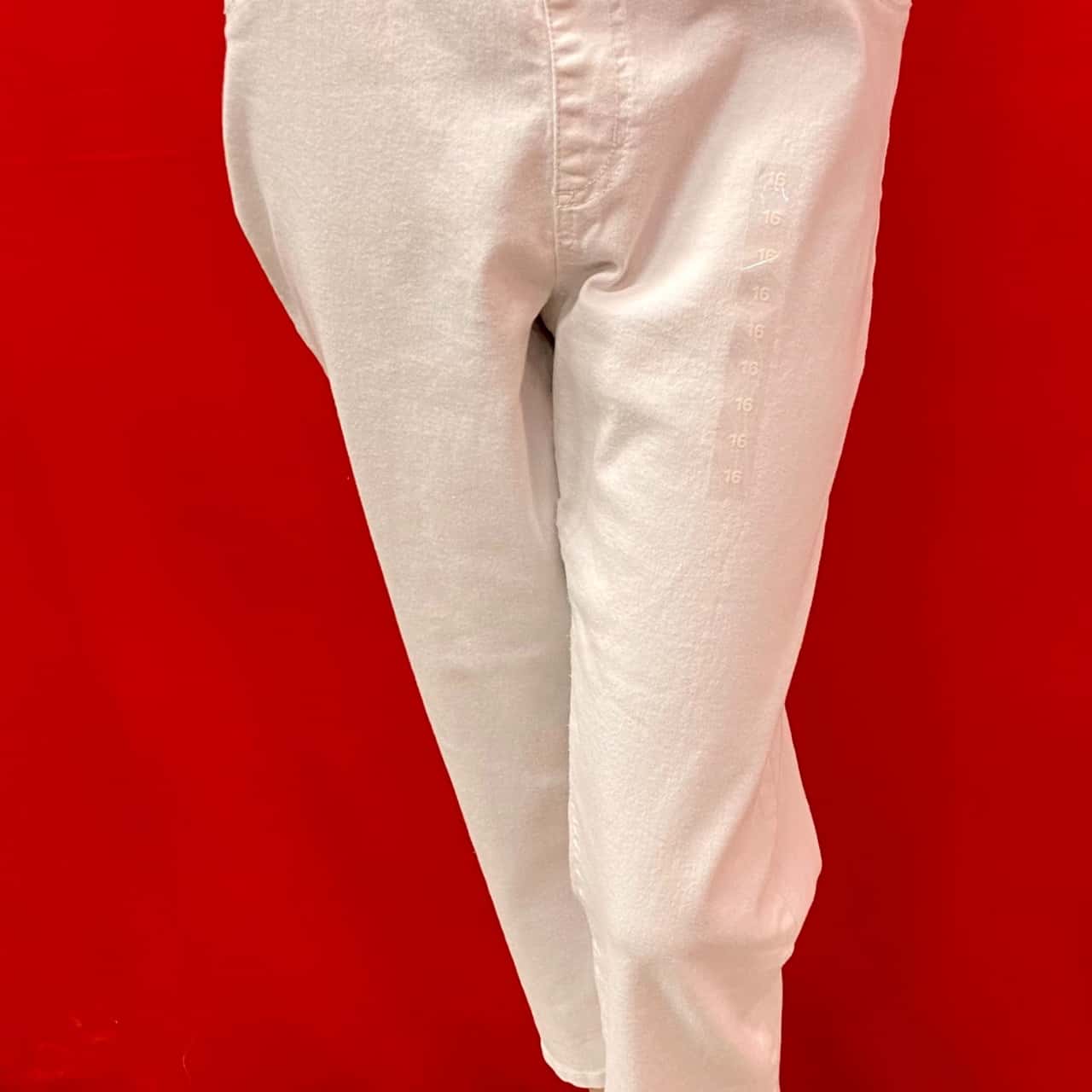 Rockmans Womens Size 16 White Jegging Crop