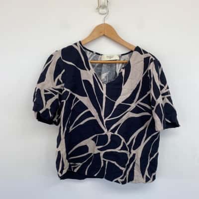 Jacqui-E Navy Blue Grey Pattern Linen Short Sleeve Top  Size 12 
