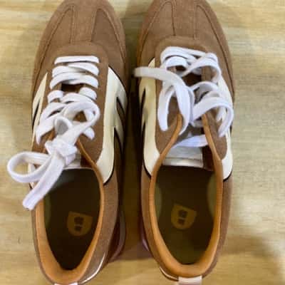 Bared  Womens Shoes Size 38 Brown 