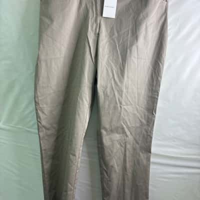 Sportscraft Womens Size 20 Capris Pants Beige BNWT 