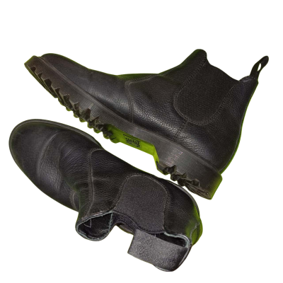 Dr Martens Size 42 Boot Combat Shoes Leather Exterior Made in Vietnam Rubberised 