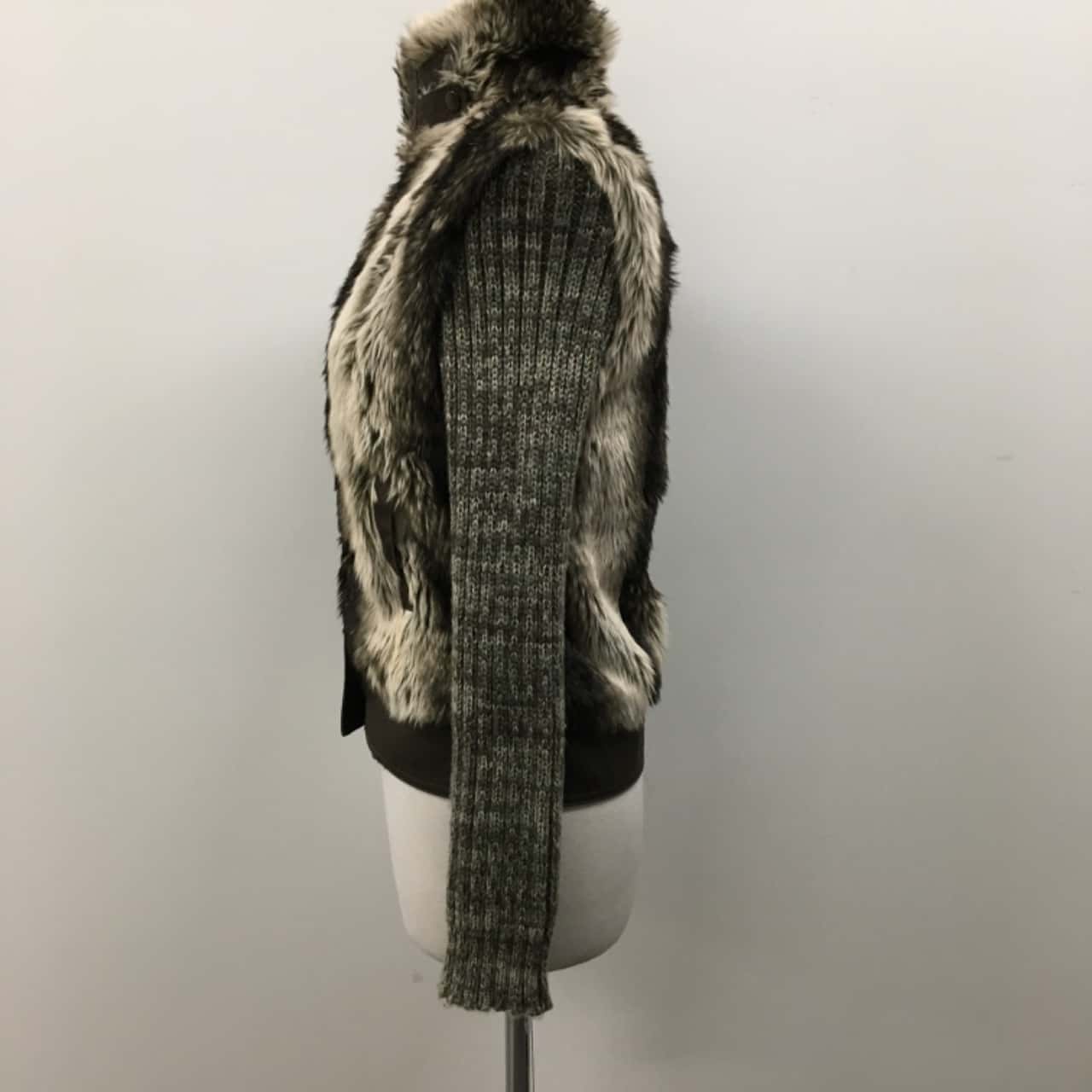 decjuba fur jacket
