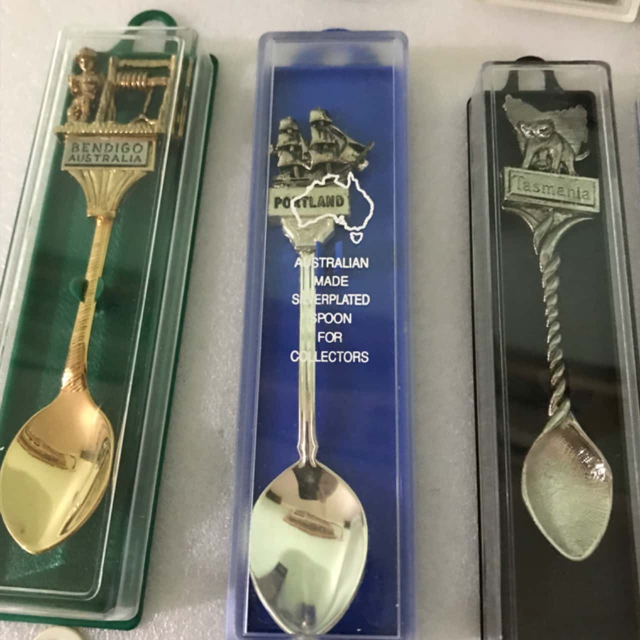11 Asstd Australian Souvenir Teaspoons New -1676224