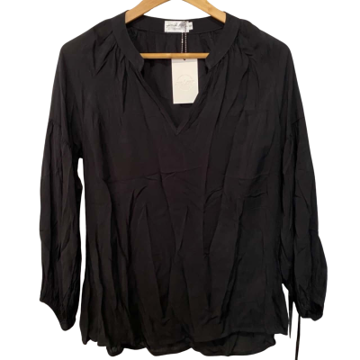 Proud Poppy Clothing Size S Long Sleeve Top