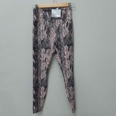 Lorna Jane Venom Print Grey / Pink Leggings Size S