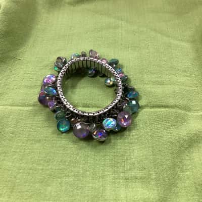  Womens coloured stone stretch Bracelet  ( jb)