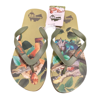  Mens  crickey  thongs BNWT Size 9 Green / Orange 