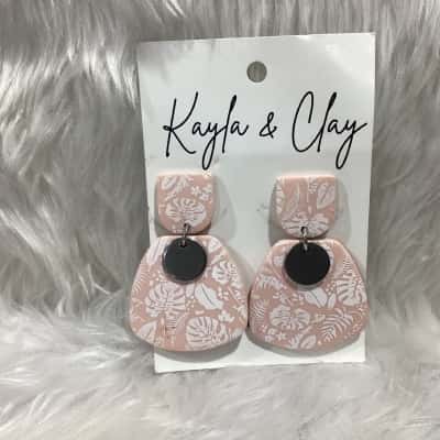  Womens Earrings Other / Pink  / Silver 