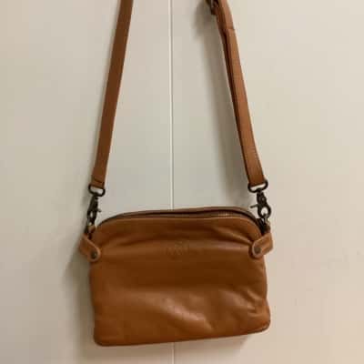  Womens Wanderers Handbag Brown 