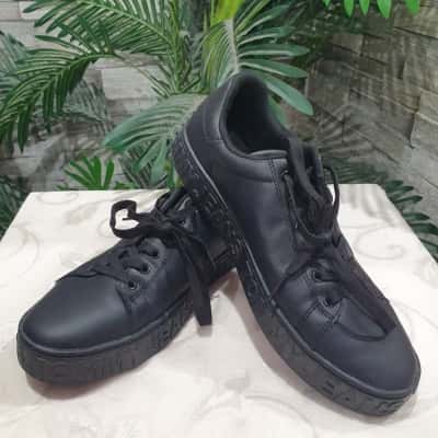 Tommy Jeans Unisex  Size 9.5 Sneakers Black  