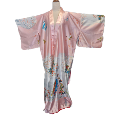 Vintage Kimono Robe – Pink with Crane & Traditional Figure Design – Ichiban