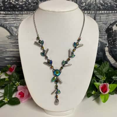Ausdas coloured stones pretty necklace New