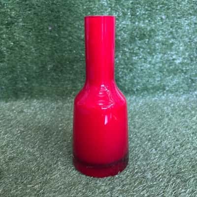 Villeroy & Boch Red Vase 