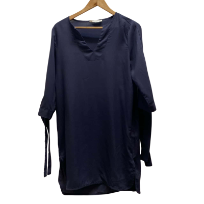 Atmos&Here Womens 8 Navy Blue Top  