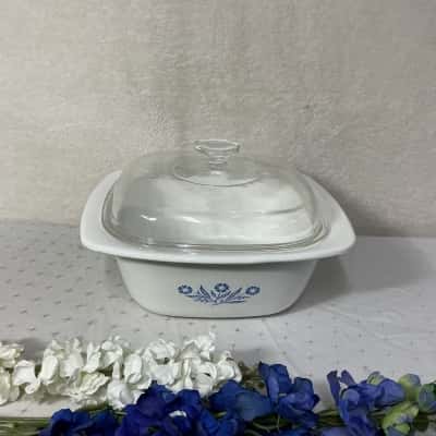Vintage Corning Ware Blue Cornflower Pattern 4 Qts. Dutch Oven with Pyrex Lid 