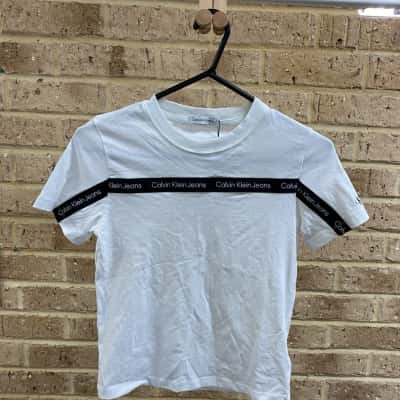 Calvin Klein Womens white T-shirt Size 10 
