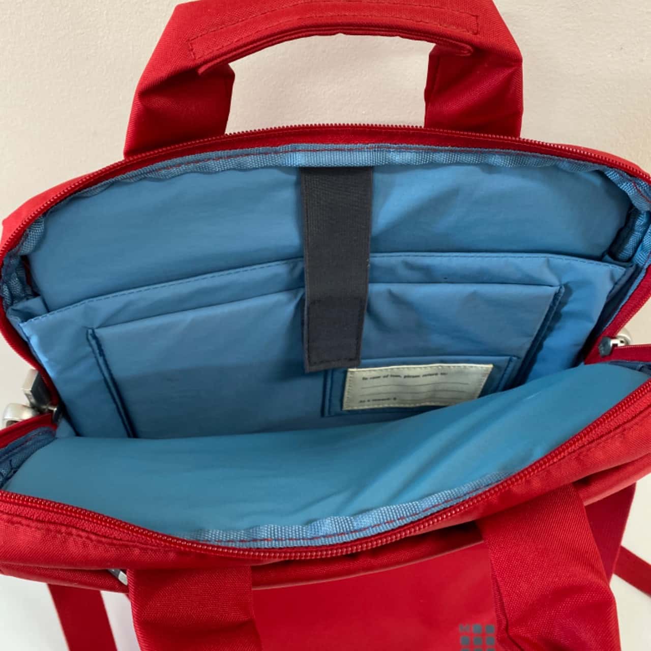 Moleskine Device Bag 15.4" Vertical Scarlet Red(s)